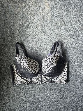 Cacique Leopard-Print Lace Bra in Black & White